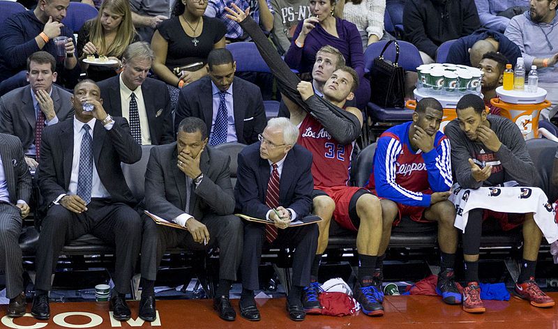 LA_Clippers_bench